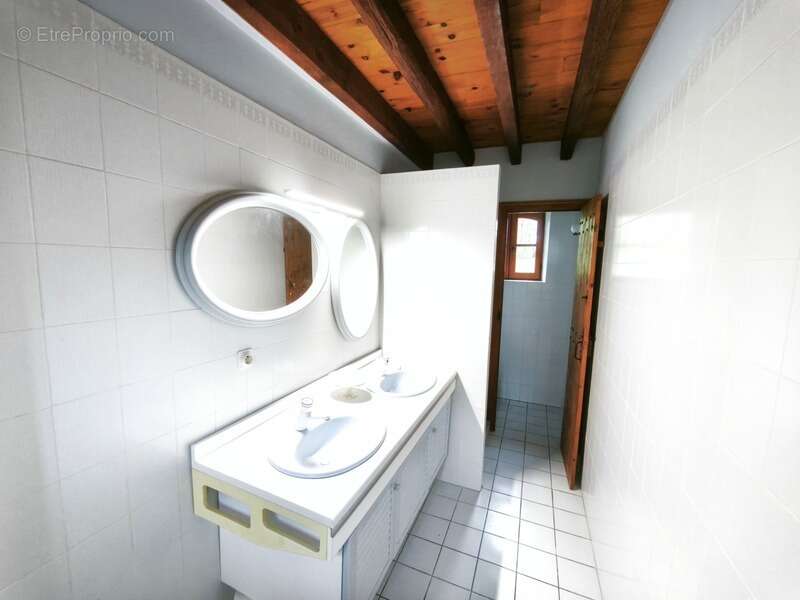 Maison à SAINT-GEIN