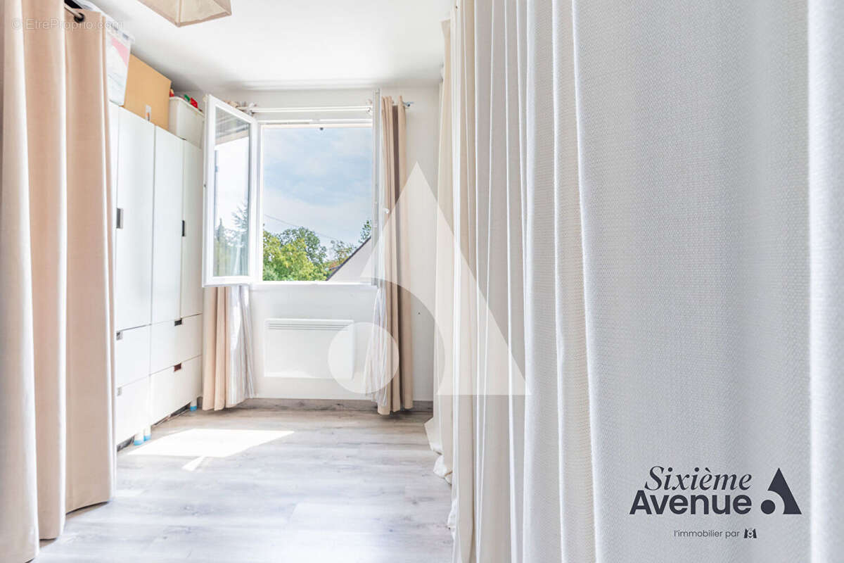 Maison 5 Chambres Saint Germain Les Arpajon 147 m² - photo 12