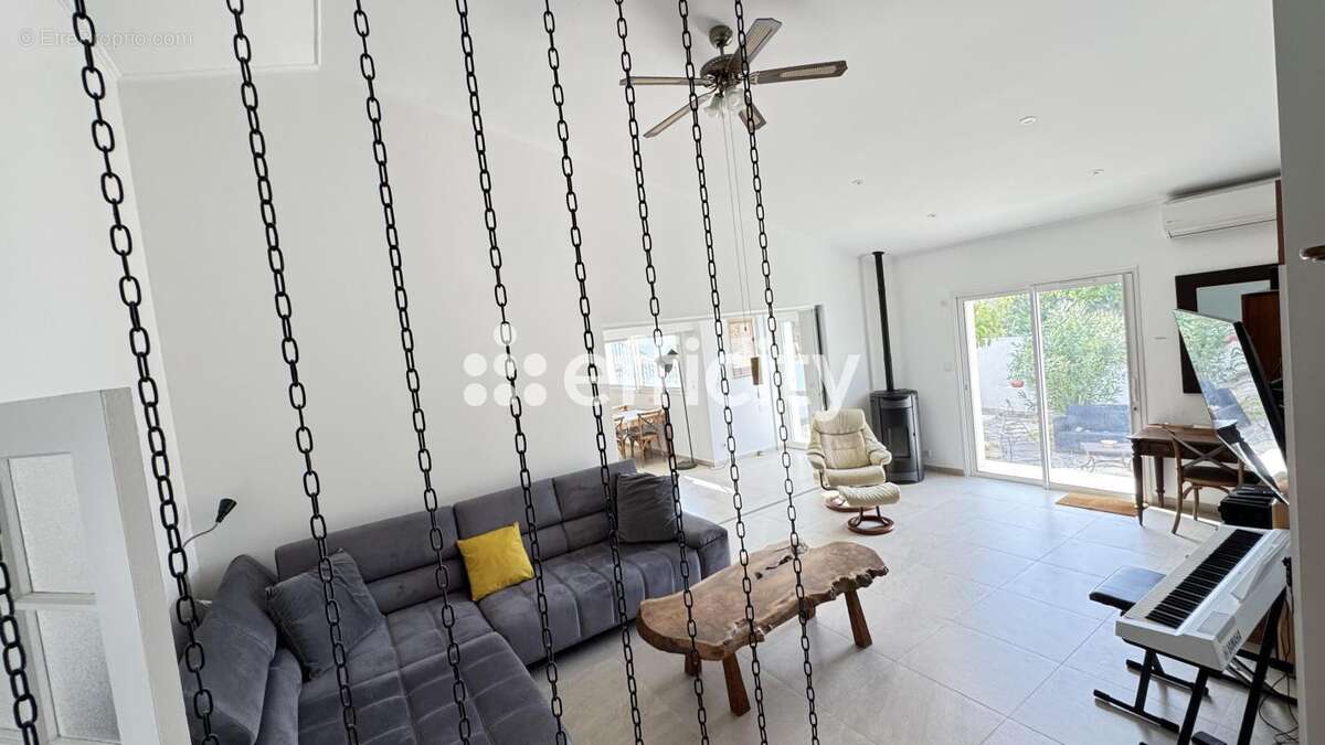 Maison à LA LONDE-LES-MAURES