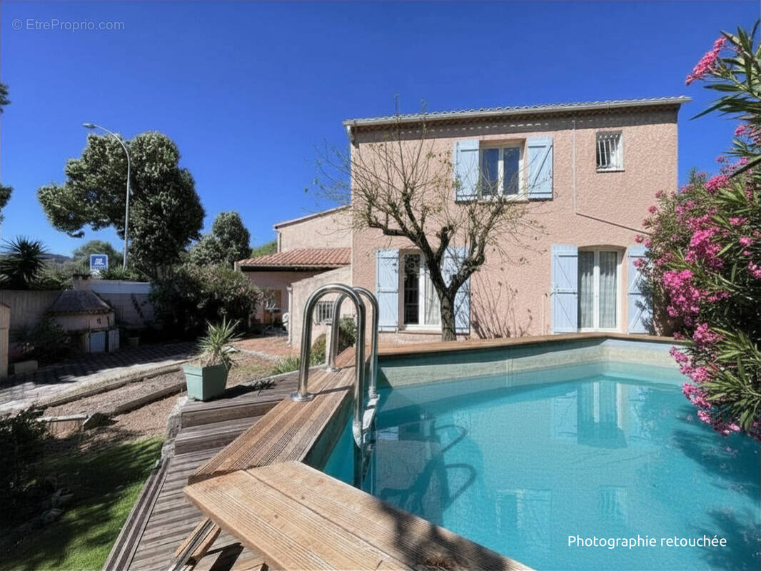 Maison à SOLLIES-PONT