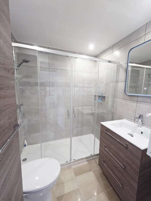 Appartement à VILLENEUVE-LOUBET