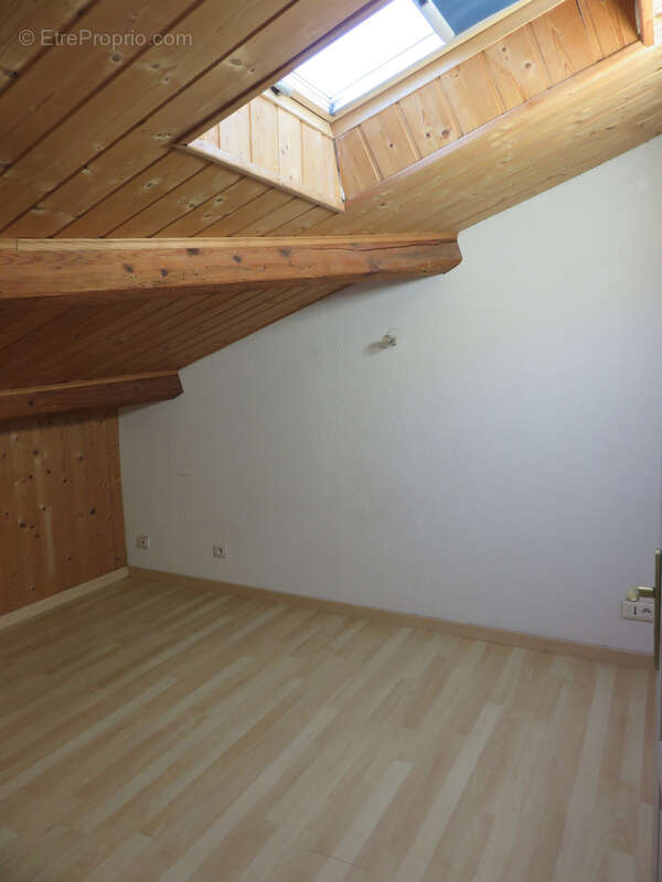 Appartement à ALBOUSSIERE