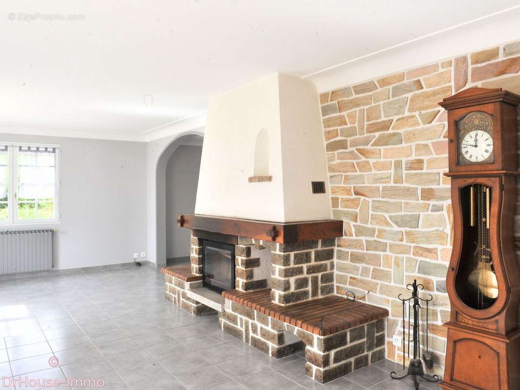 Maison 227 m² à Saint-Brevin-Les-Pins  - photo 3