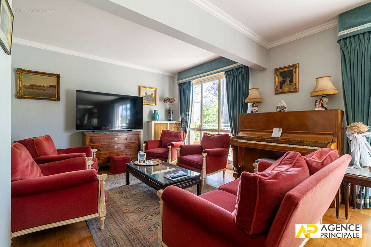Appartement à MAISONS-LAFFITTE