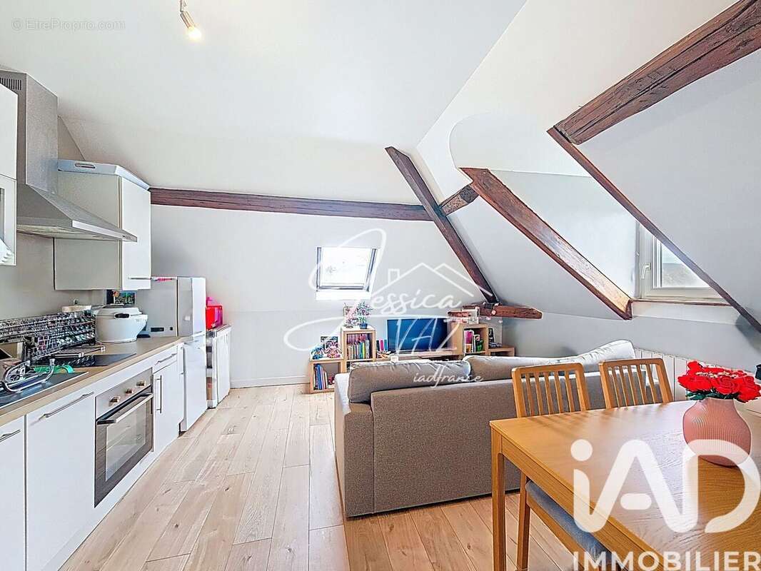 Photo 2 - Appartement à LE PLESSIS-BELLEVILLE