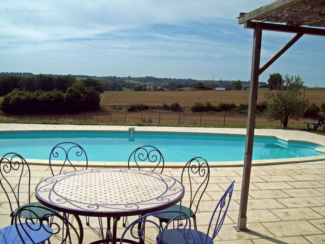 Maison à CHALAIS