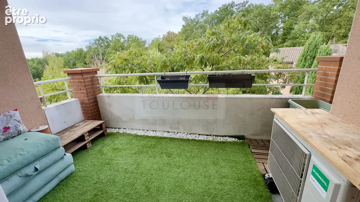 Saint-jean t3 duplex dernier etage + balcon + parking - photo 3