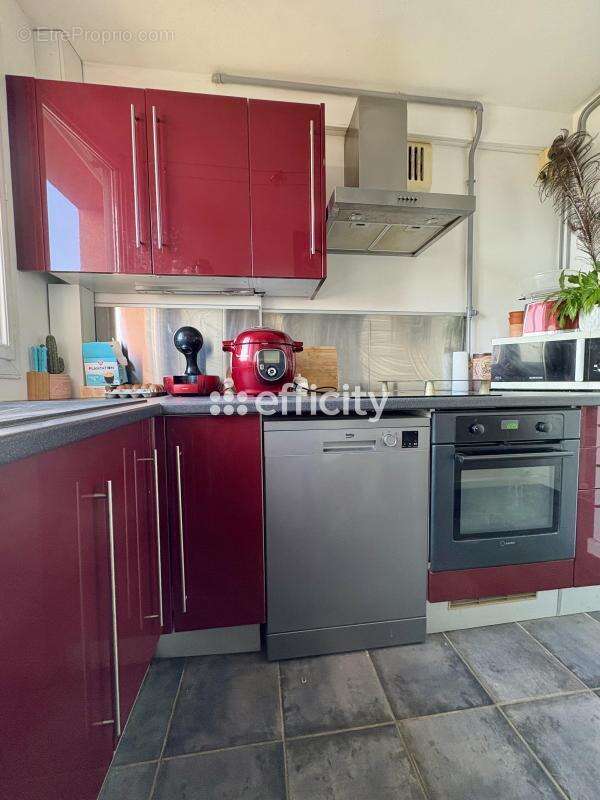 Appartement à TINQUEUX