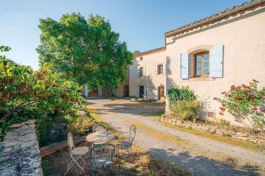 Maison à LA LIVINIERE
