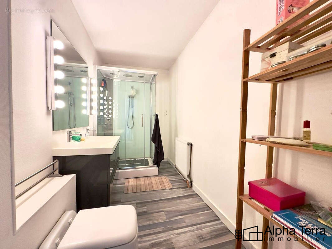 Appartement à HEROUVILLE-SAINT-CLAIR