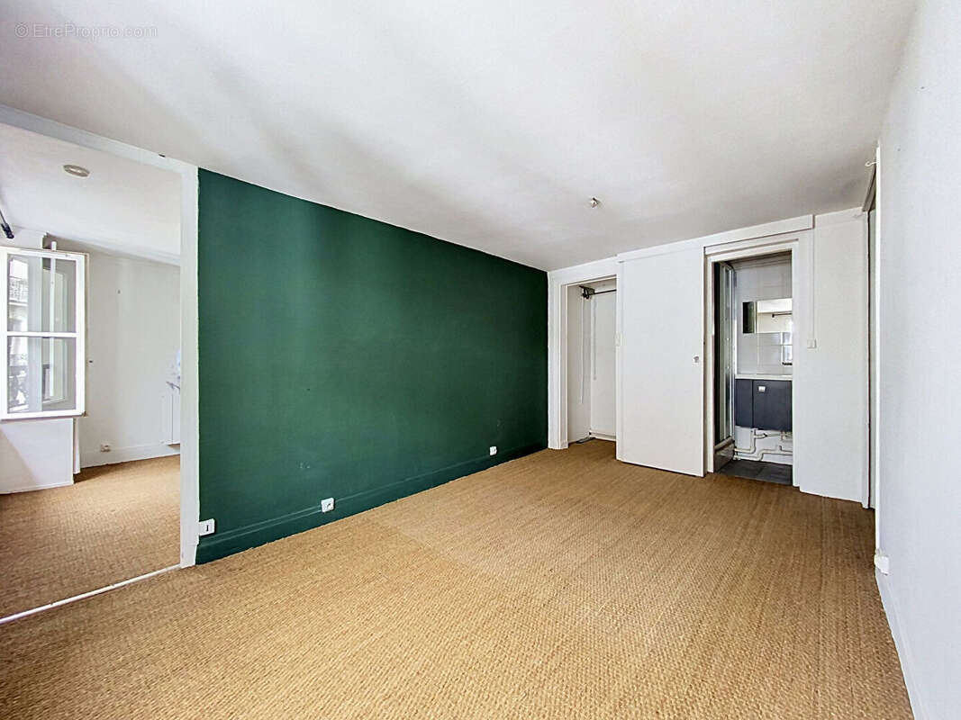 Appartement à PARIS-8E