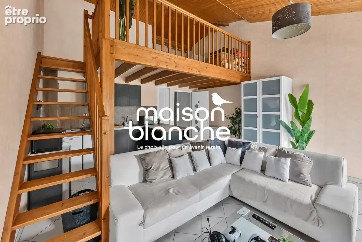 Appartement 44 m² à Parthenay  - photo 4