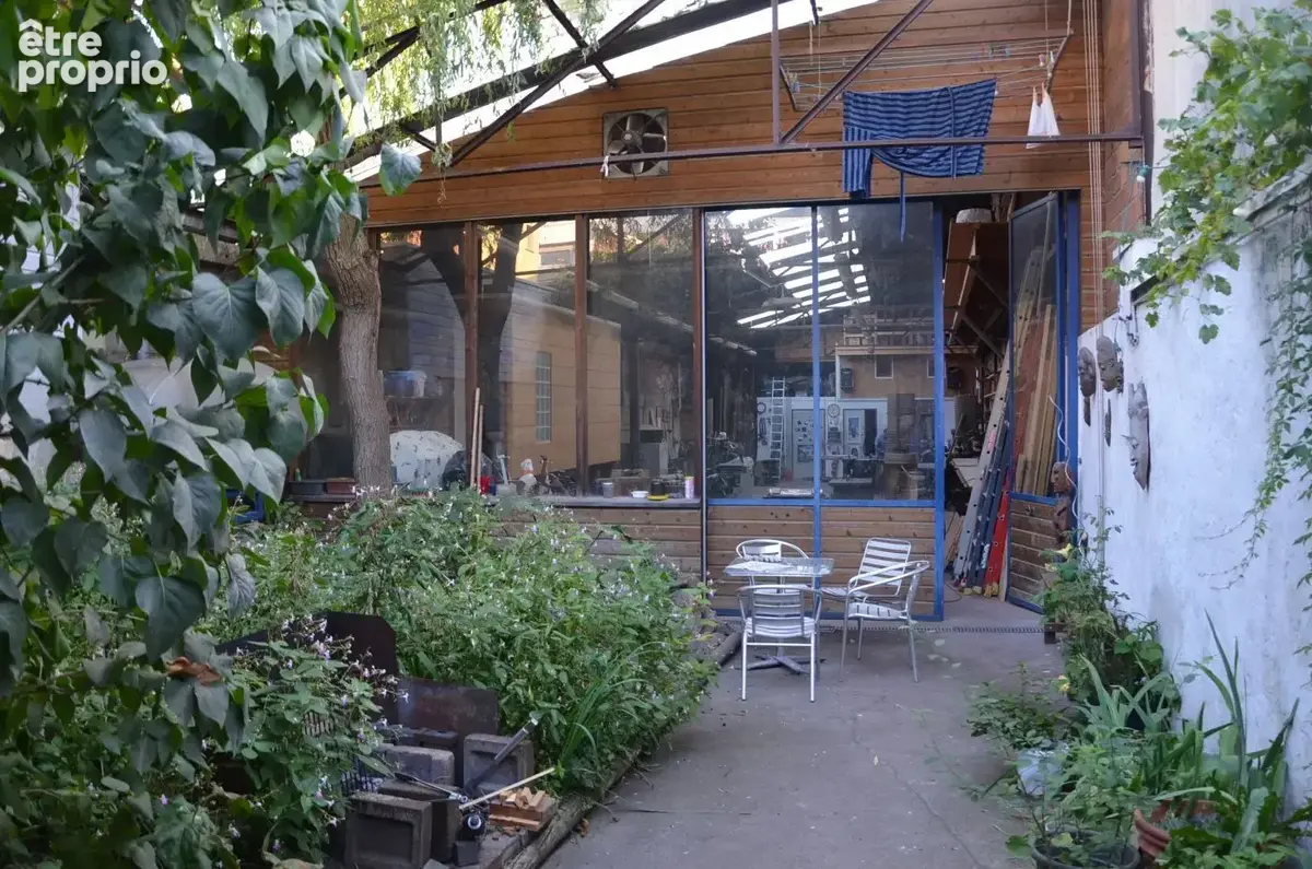 Commerce 750 m² à vendre à Montreuil (93100) - photo 2
