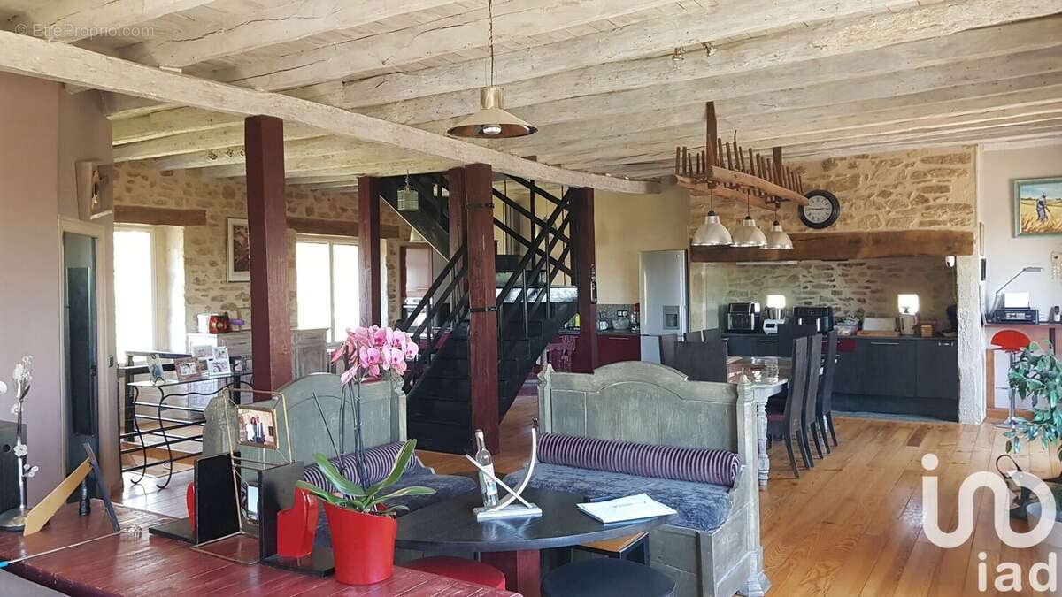 Photo 3 - Maison à REYGADE