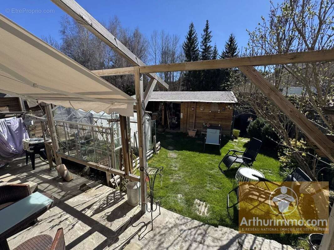 Maison à AUMONT-AUBRAC