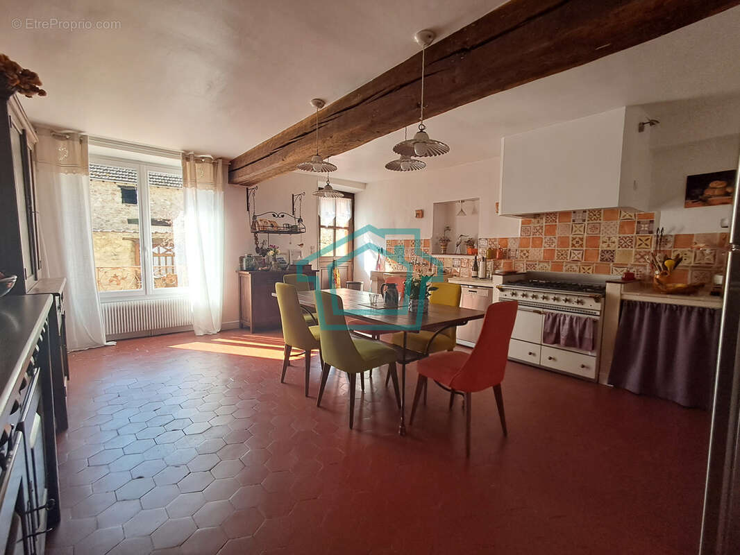 Maison à THOIRY
