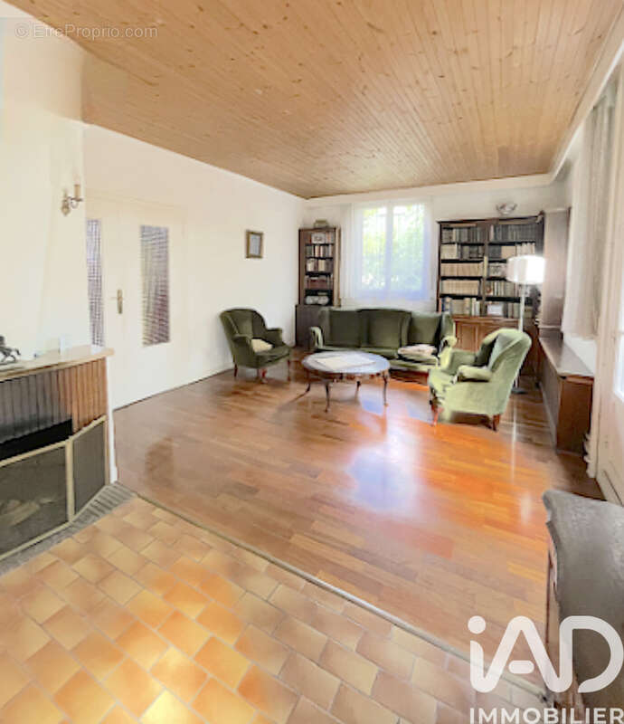 Photo 4 - Maison à LIVRY-GARGAN