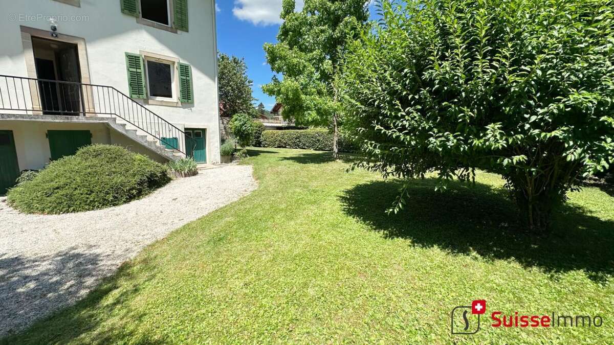 Maison à COLOMBIER-FONTAINE