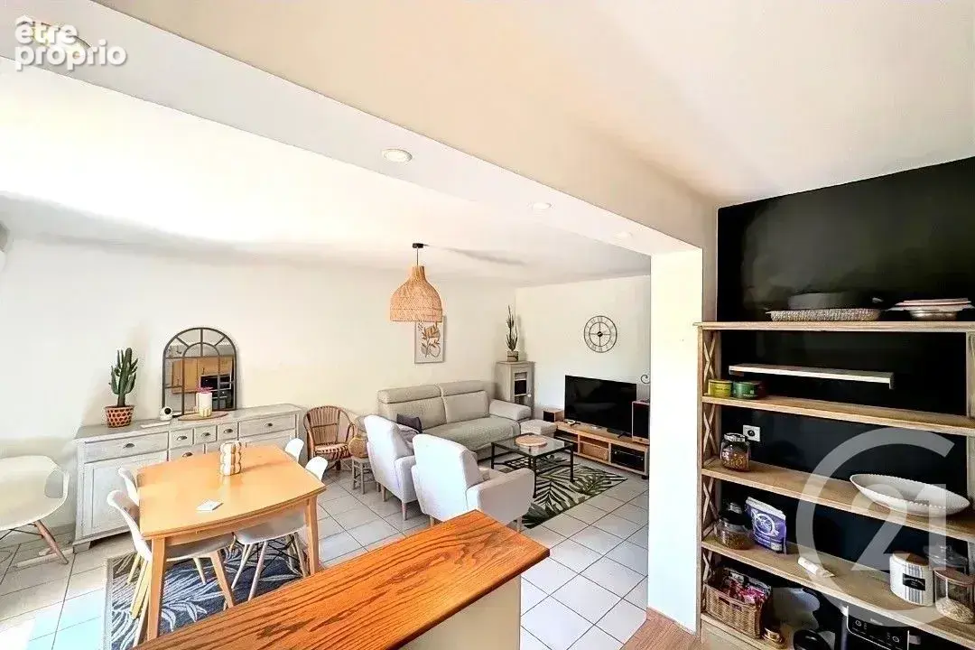 Maison 84 m² à La Salvetat-Saint-Gilles  - photo 7