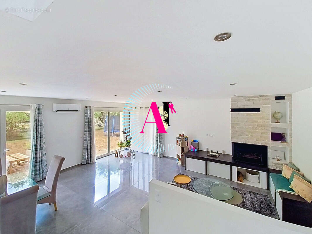 Maison 116 m² à Grasse  - photo 6