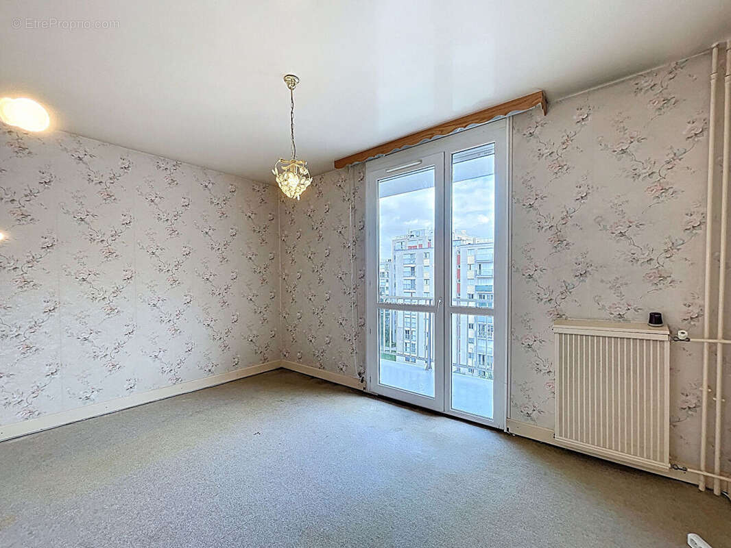 Appartement à SOTTEVILLE-LES-ROUEN