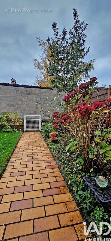 Photo 3 - Appartement à SAINT-ETIENNE-DU-ROUVRAY