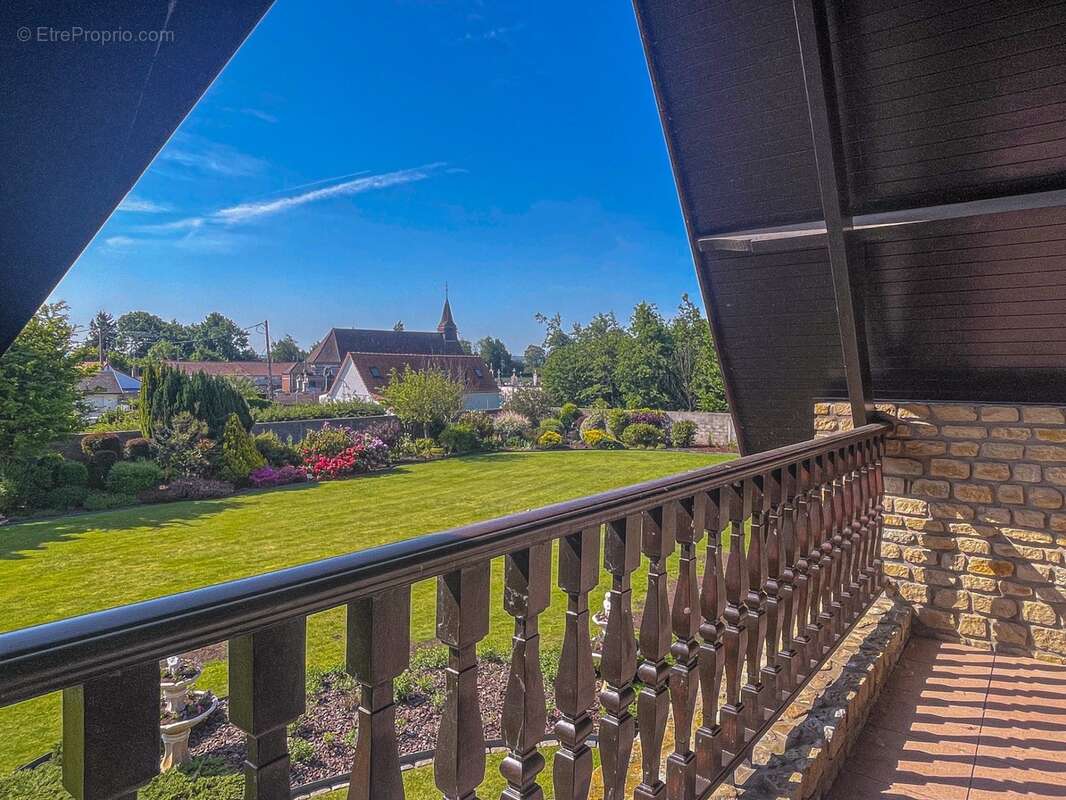 Dpt Pas-De-Calais(62) , à vendre propriété P(8) de 304m2 , terrain de 3000m2 ,double garages, véranda , pergola , cave à vins - photo 22
