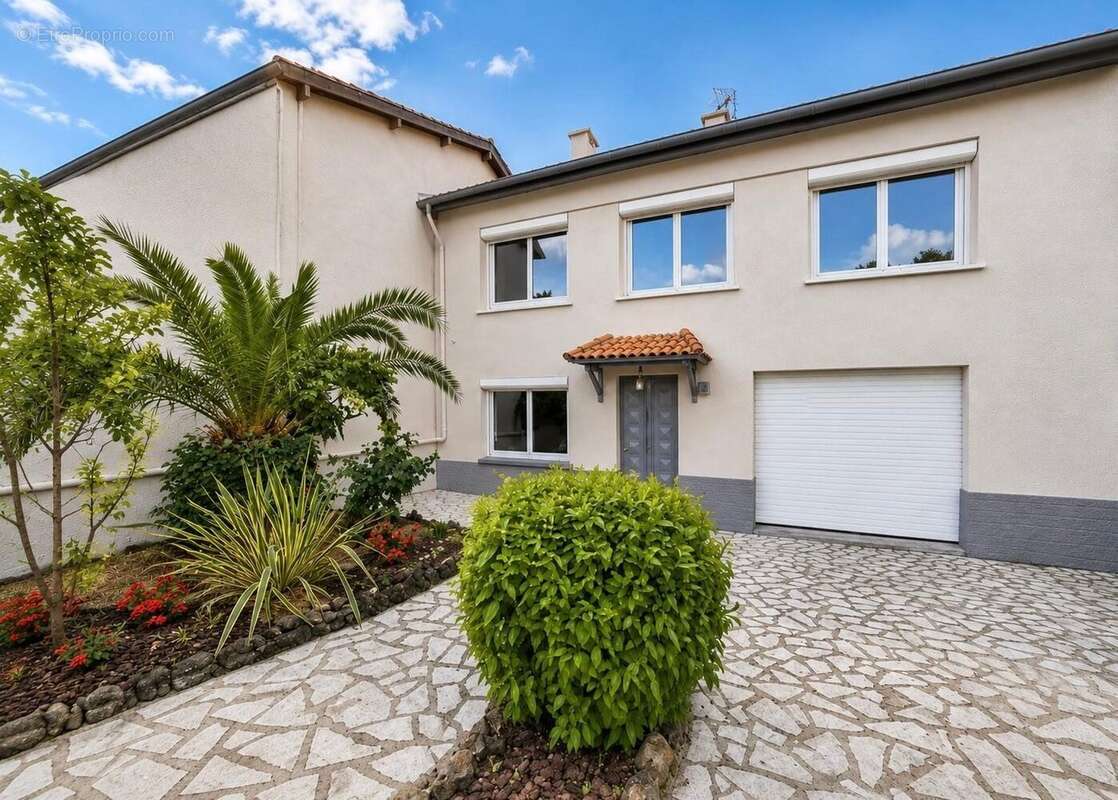 Maison à BEZIERS