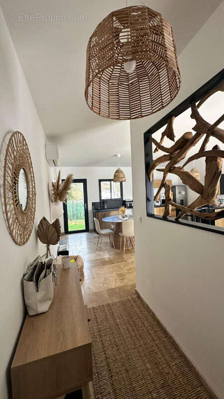 Maison à SAINT-CHRISTOL-LES-ALES