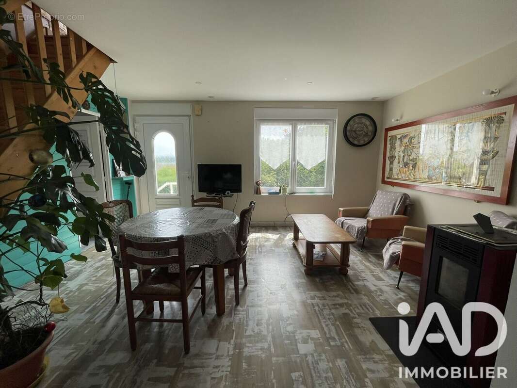 Maison 50 m² à Caurel  - photo 4