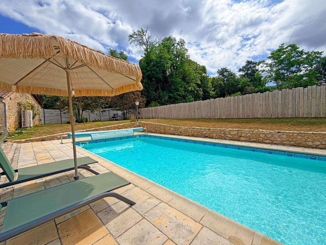 Maison avec gîte et piscine au calme - photo 30