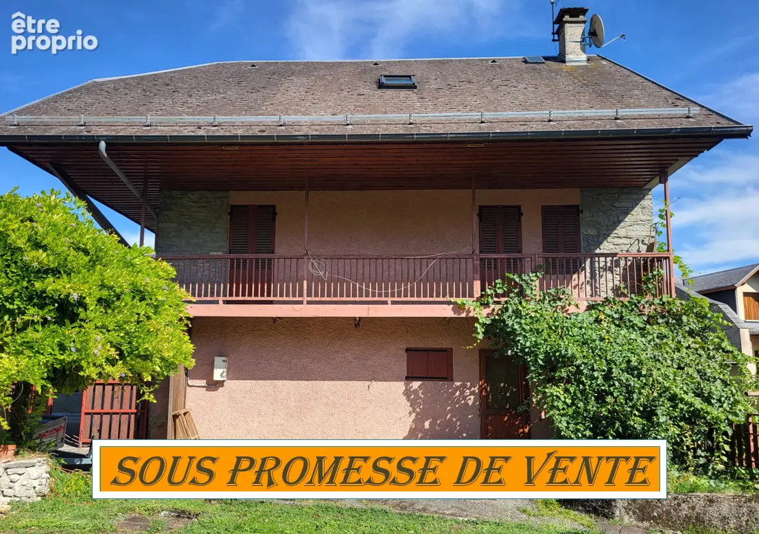 Photo Maison à Saint-Pierre-D'albigny au prix de 195 000€