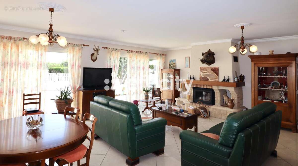 Maison à MESCHERS-SUR-GIRONDE