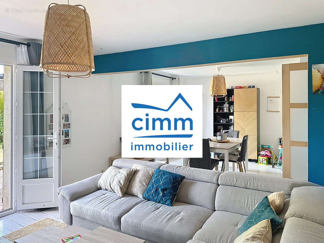 Maison à LA BUSSIERE