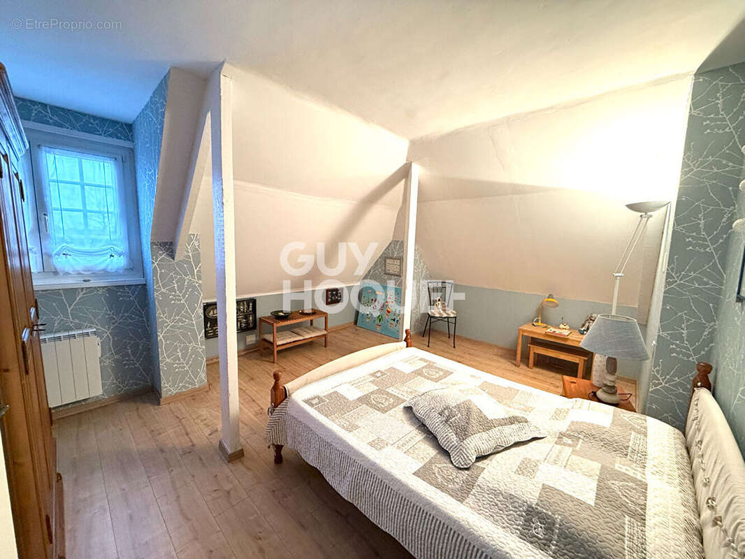 Maison à BONNINGUES-LES-ARDRES