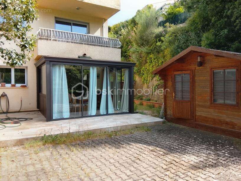 Appartement à HYERES