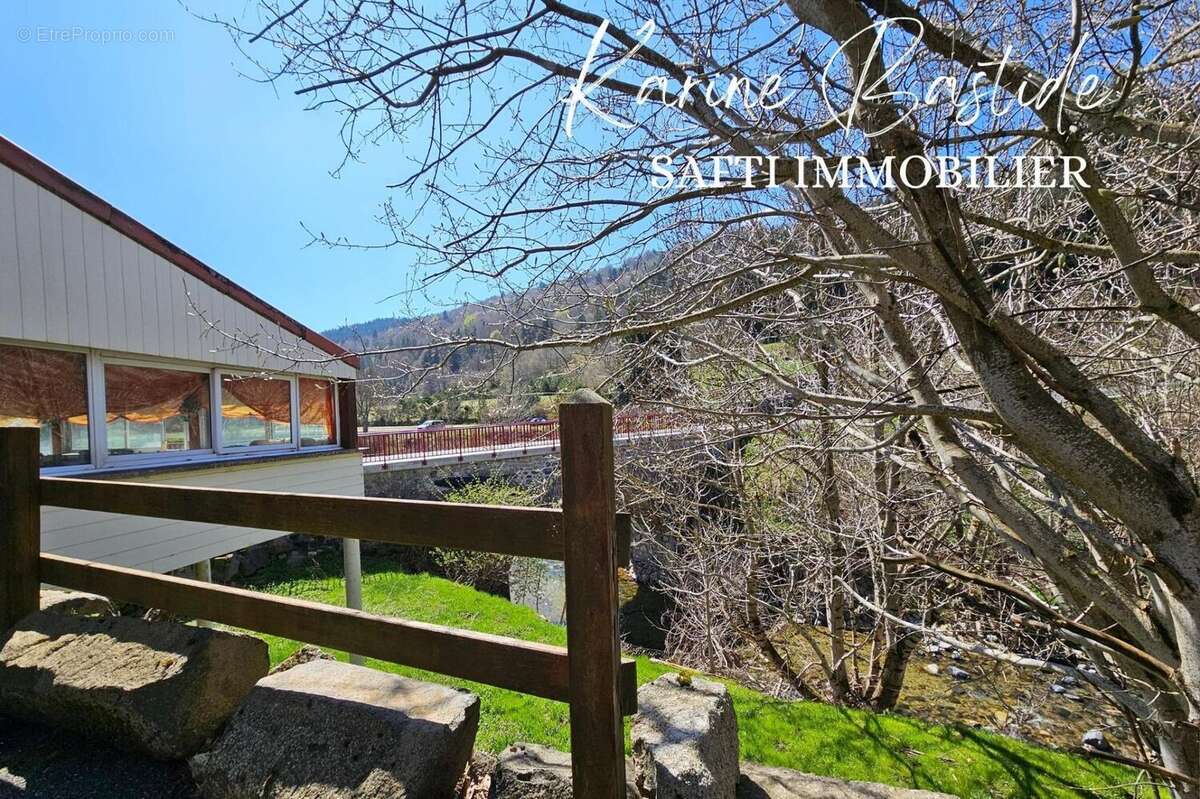 Maison 245 m² à Cros-De-Georand  - photo 2