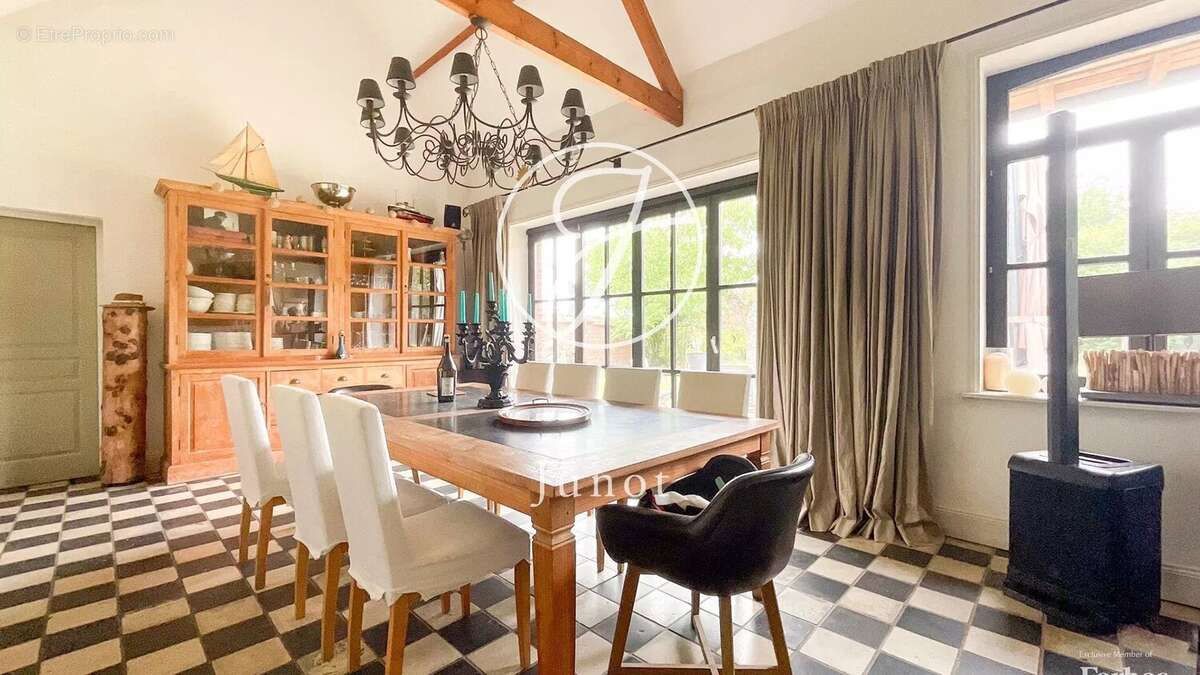 Maison à FACHES-THUMESNIL