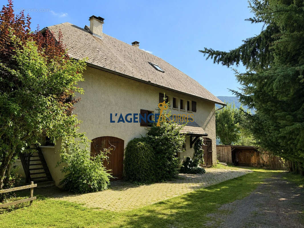 Maison 164 m² à Les Orres  - photo 2