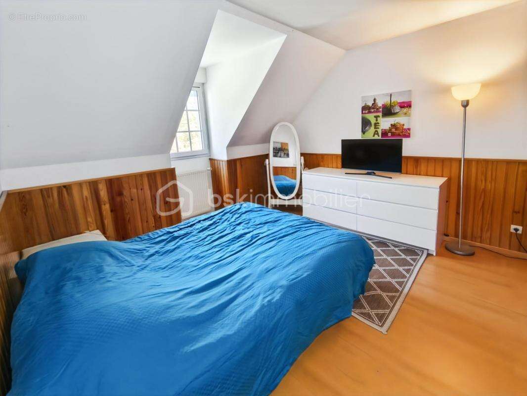 Maison à LONGPERRIER