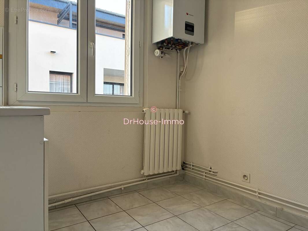 Appartement 39 m² à Valence  - photo 3