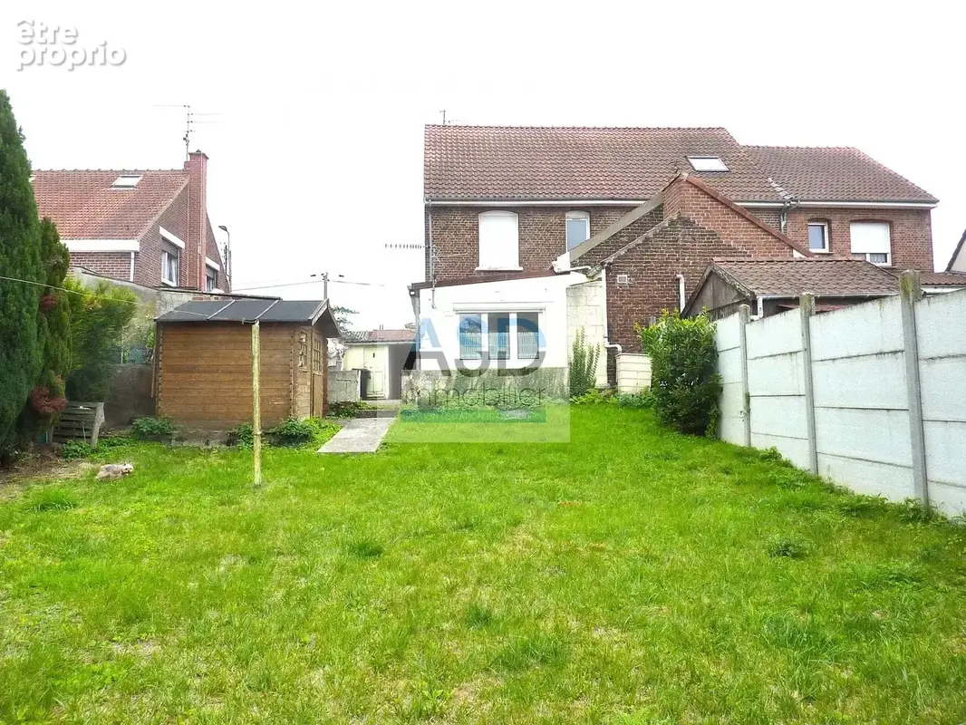 Maison à ANNAY