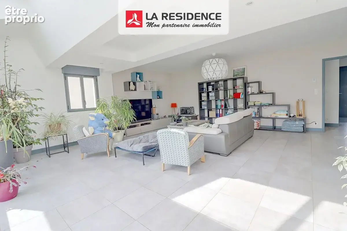 Maison 7 pièces 179 m² à vendre à Blois (41000) - photo 4