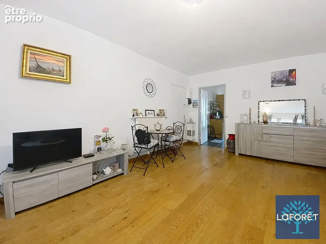 Appartement  rez-de-chaussée à Bernay 3 pièce(s) 70 m2 - photo 2