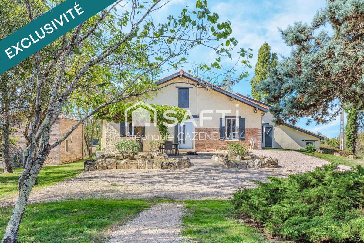 Maison 440 m² à Gimont  - photo 3