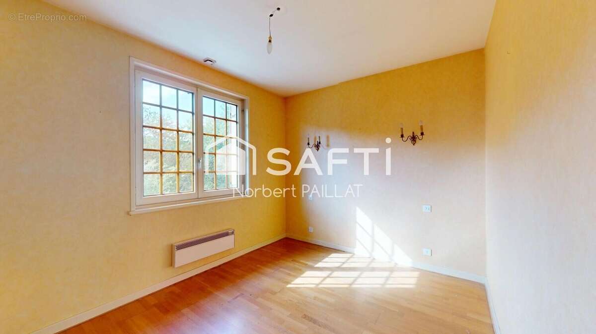 Maison 89 m² à Serrieres  - photo 6