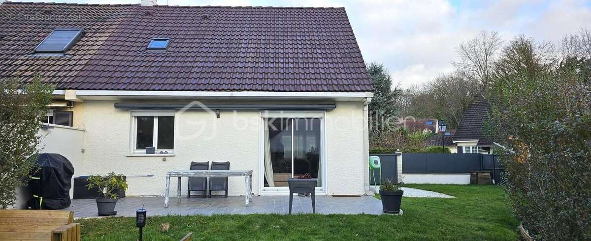 Maison à CROISSY-BEAUBOURG