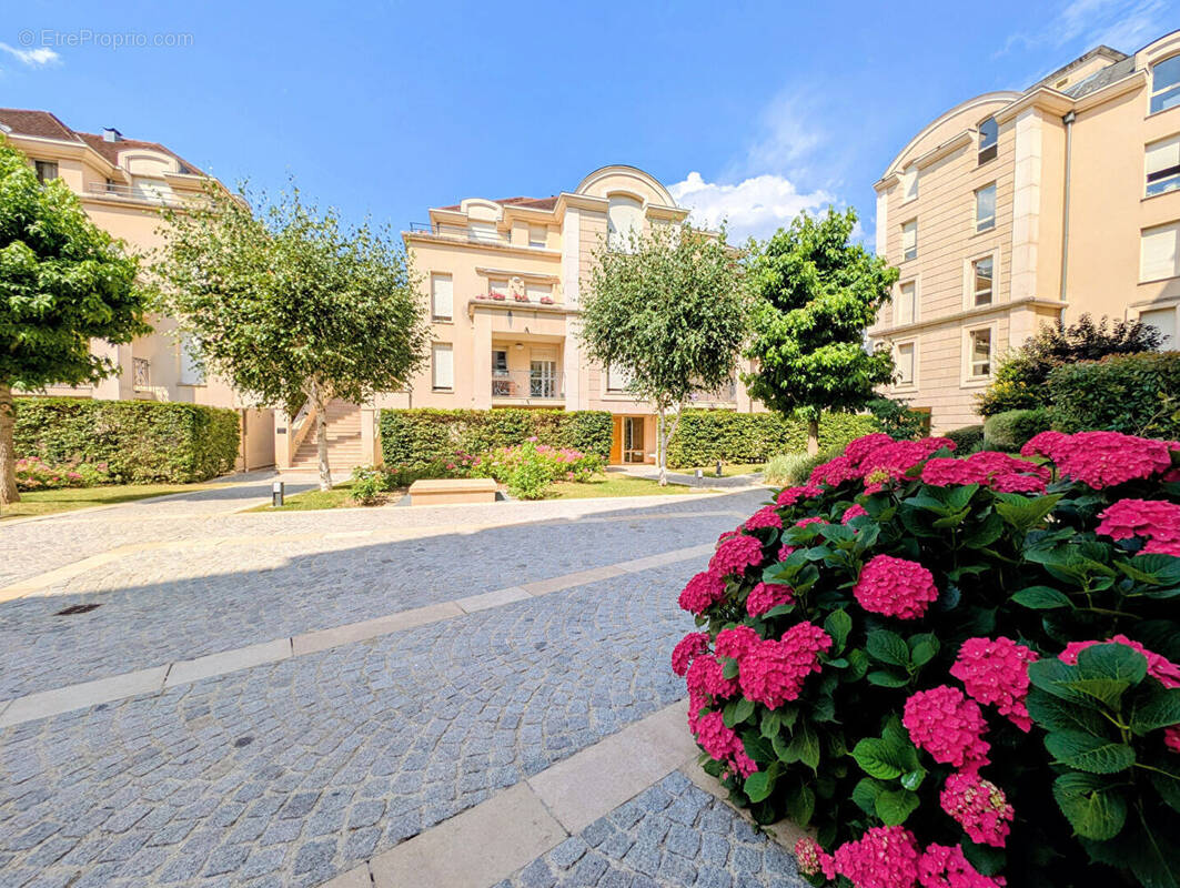 Appartement à MAISONS-LAFFITTE