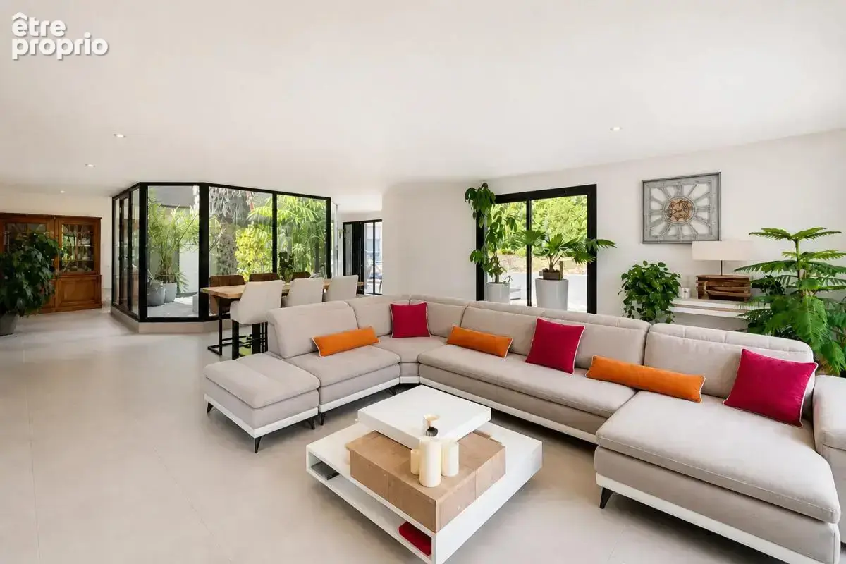 Maison de 6 pièces de 243 m² à Lubersac - photo 14