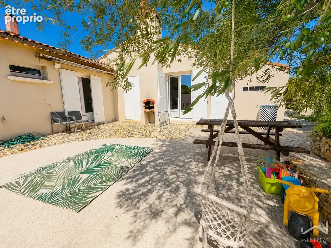 Isabelle di natale vous propose en exclusivité à pierrelatte   maison de plain-pied rénovée   3 chambres   700 - photo 3